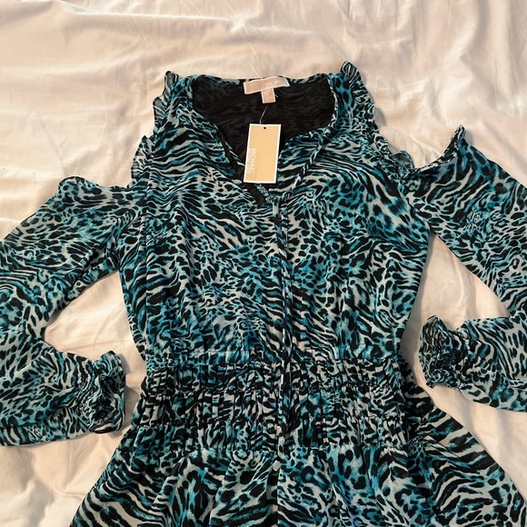 Michael Kors- Cold Shoulders Dress with long sleeves in Peacock - Picture 2 of 7